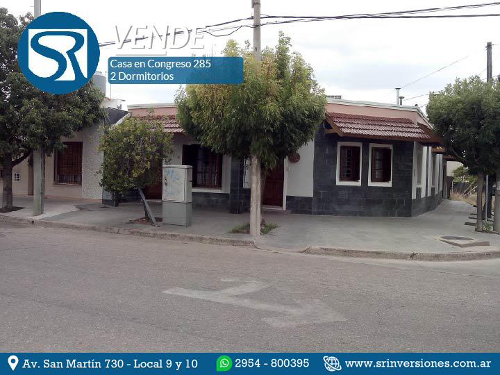 VENDE: CASA EN CONGRESO N° 285 esq. ALLAN KARDEC